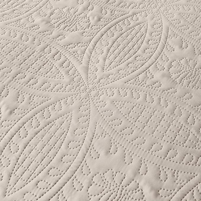 akkialla 118"x106" Taupe California King Quilt Set, Oversized Floor-Length - Image 7