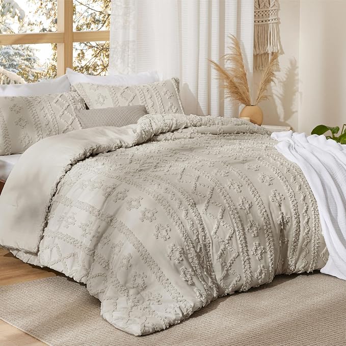 Bedsure Tufted Boho Comforter Set Full Size - Image 2