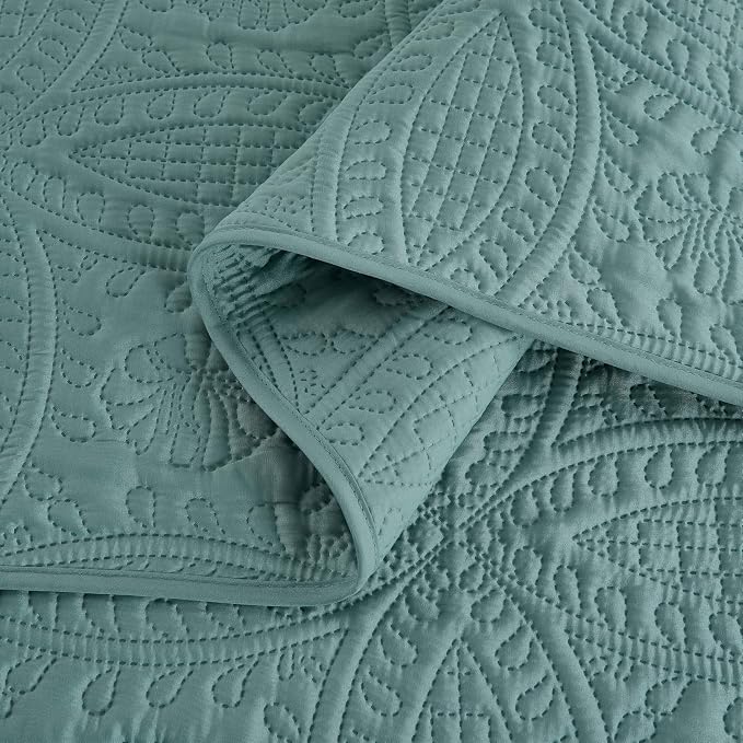 Chezmoi Collection Austin 3-Piece Oversized Bedspread Coverlet Set King - Image 11