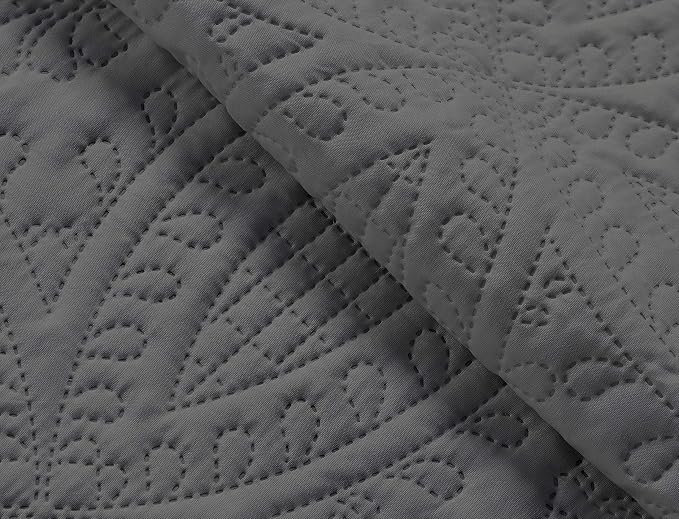 Chezmoi Collection Austin 3-Piece Oversized Bedspread Coverlet Set - Image 3
